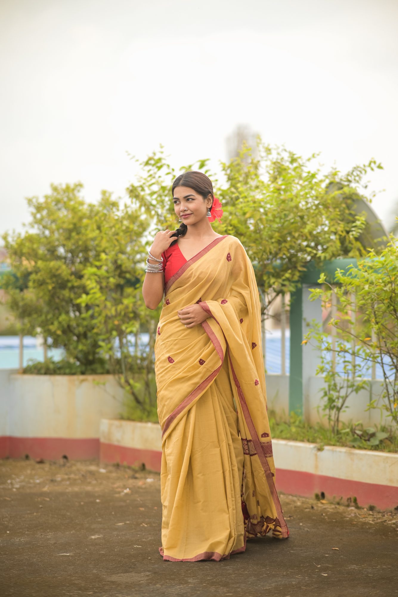 Muga Colour Handwoven Saree with Gos Buta