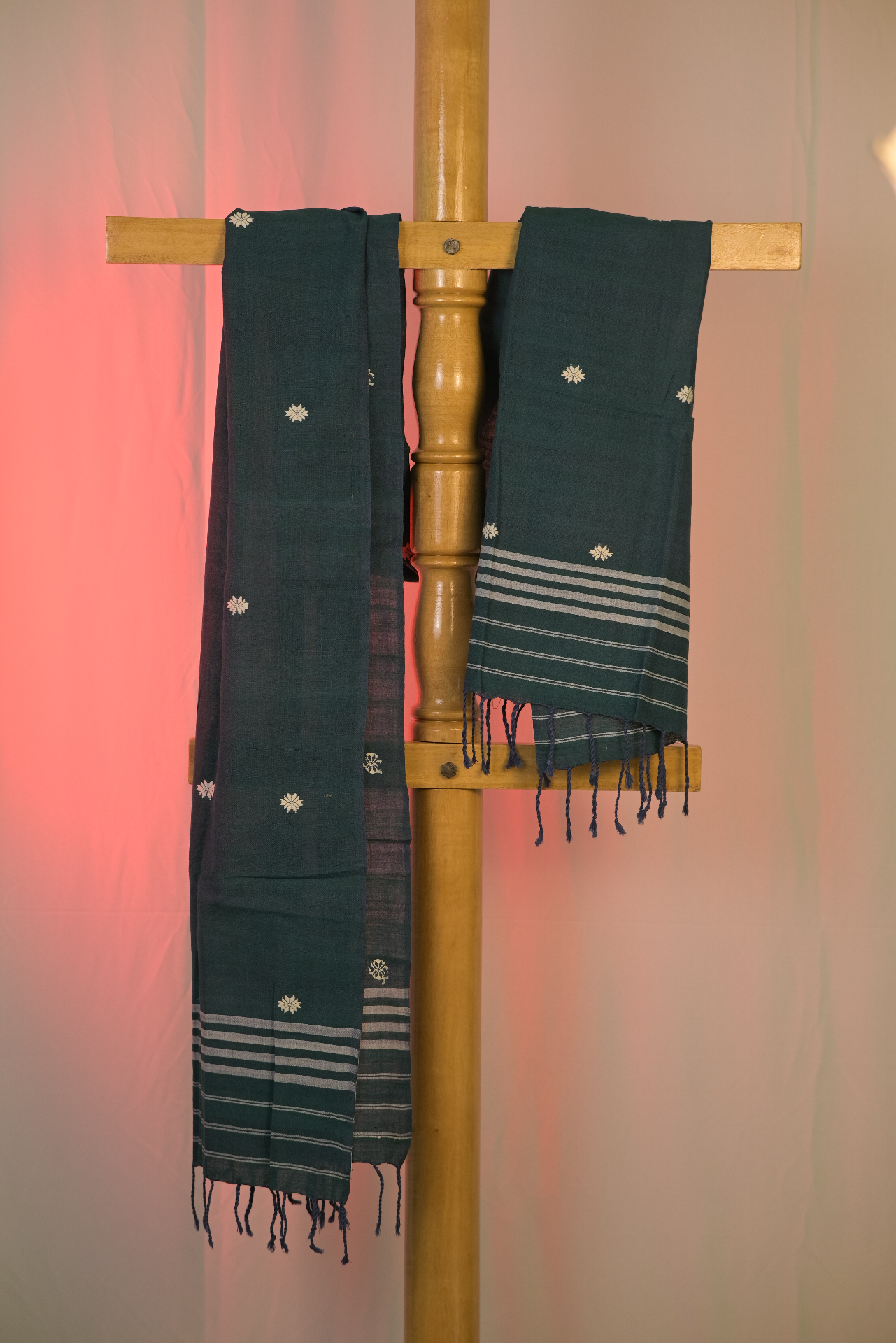 Bottle Green Handwoven Cotton Stole