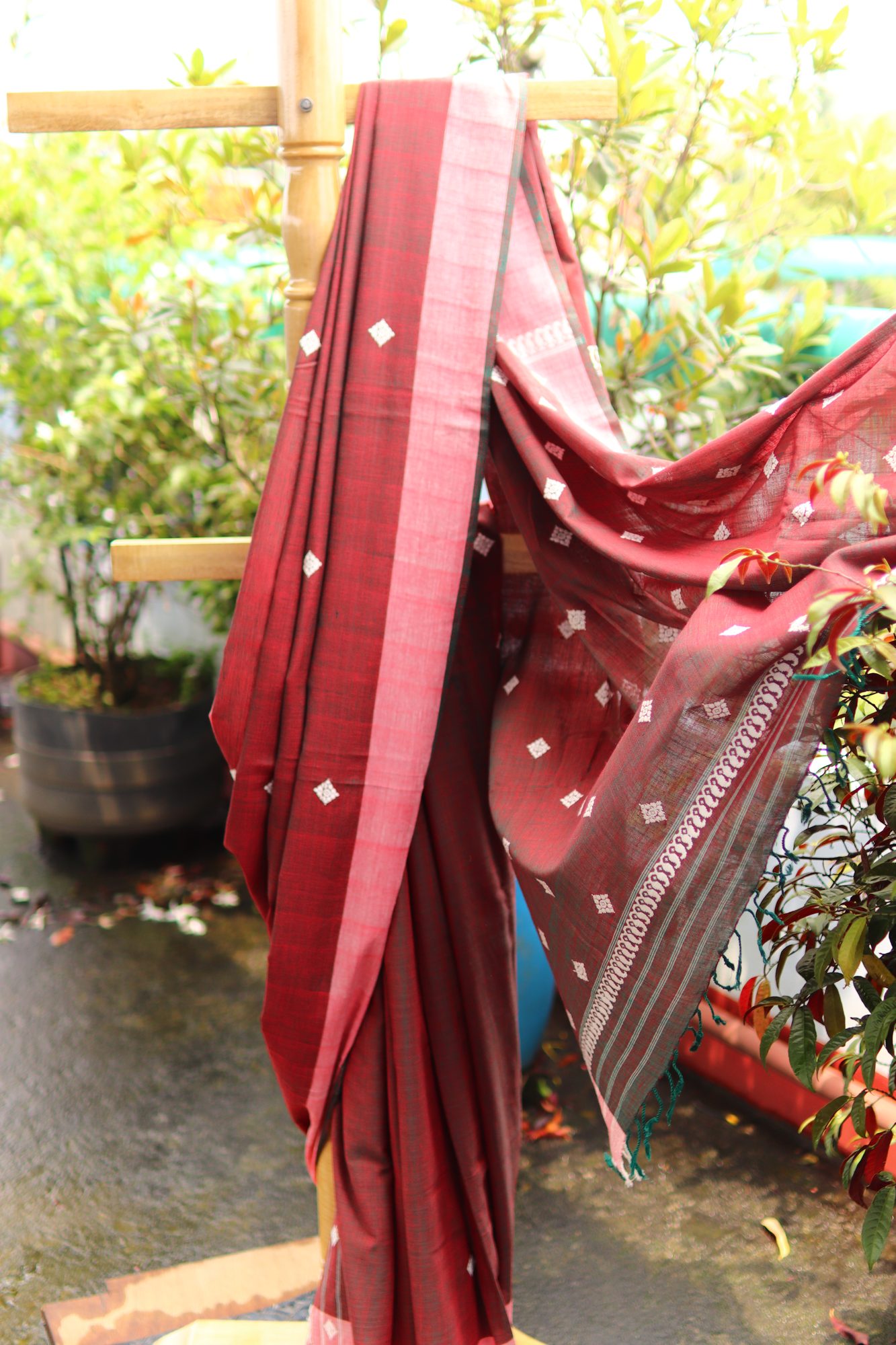 Maroon Handwoven Saree with Small Buta