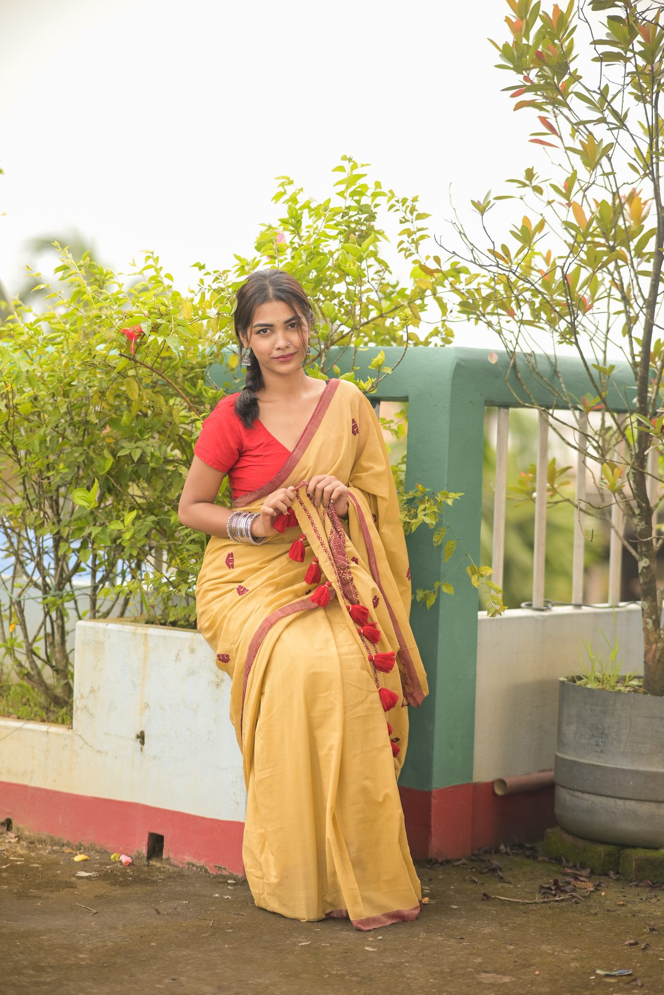 Muga Colour Handwoven Saree with Gos Buta